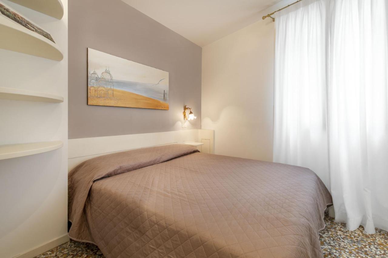 Friari Suite-Luxury Apt. Close To Rialto Bridge Venezia Esterno foto