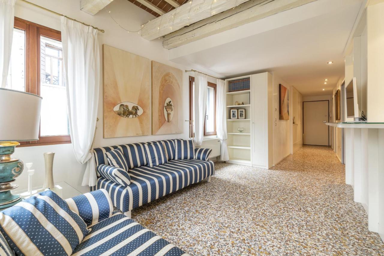 Friari Suite-Luxury Apt. Close To Rialto Bridge Venezia Esterno foto